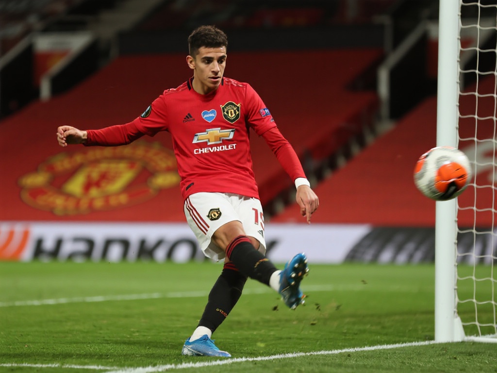 梅西经典小碎步配乐原声